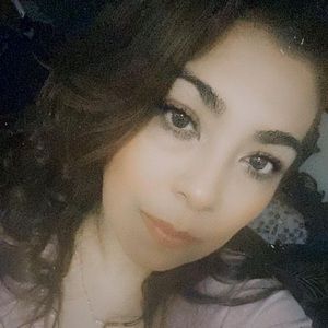 Meet your Posher, Ailady